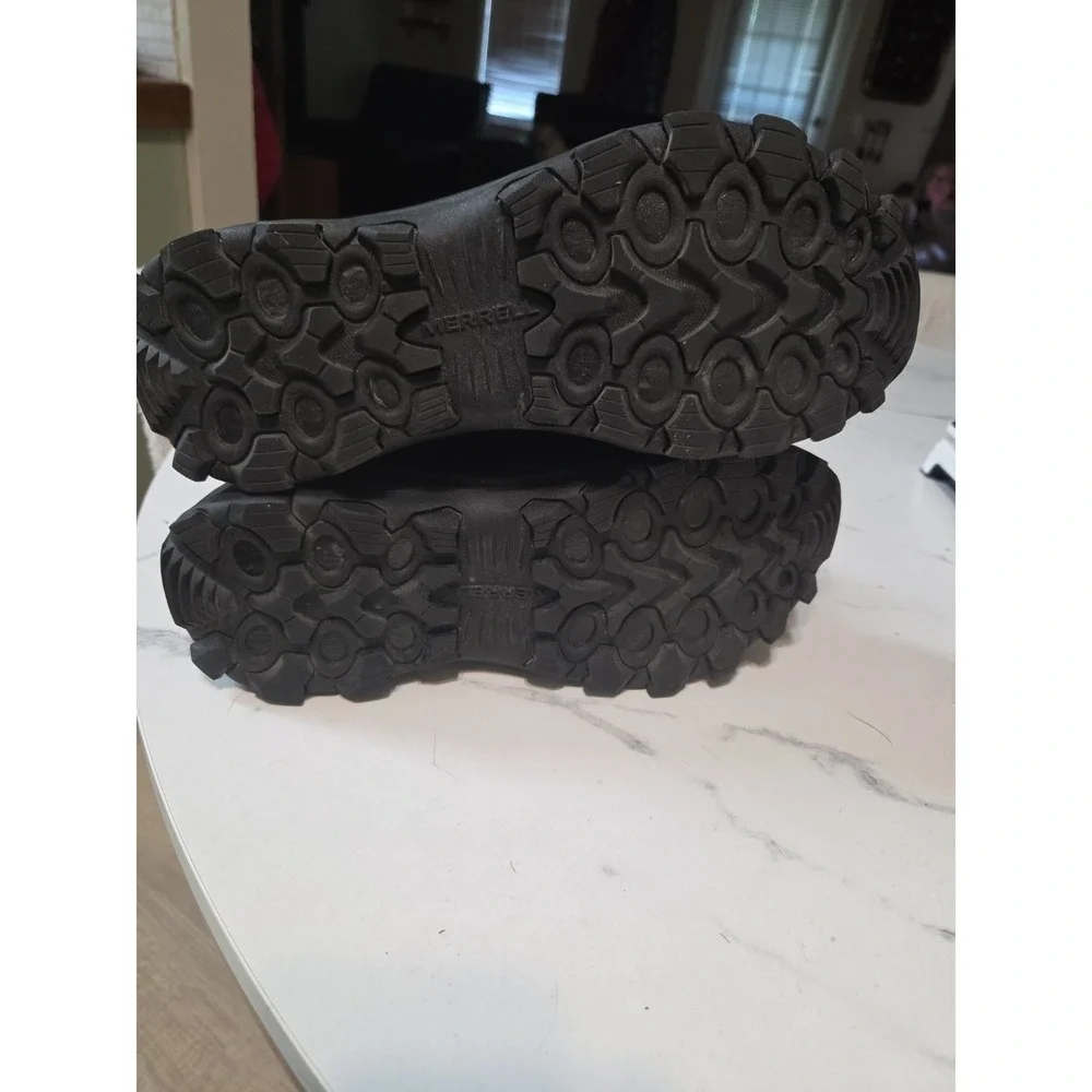 Women's Merrell J005352  Suede Leather Upper Winter Boots Black Sz 9.5